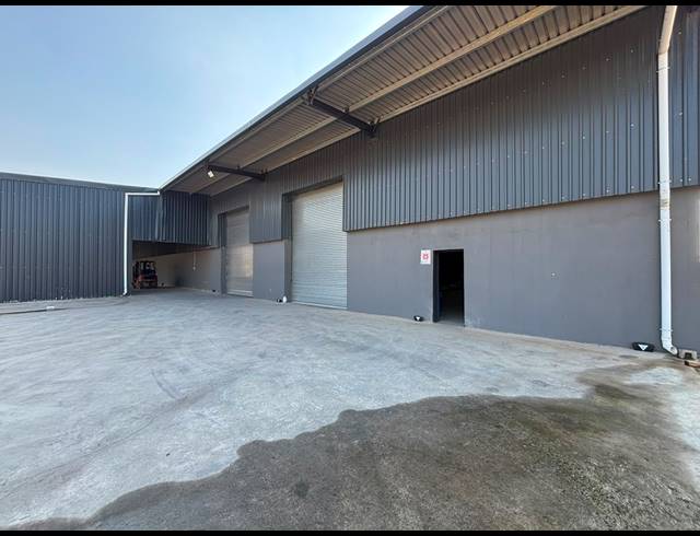 1,620M² WAREHOUSE TO LET IN VERULAM RURAL